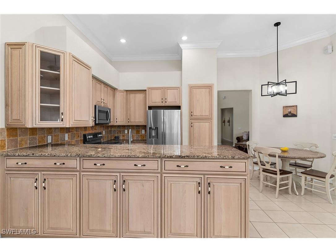 8574 Pepper Tree Way Naples FL 34114 225068323 image6