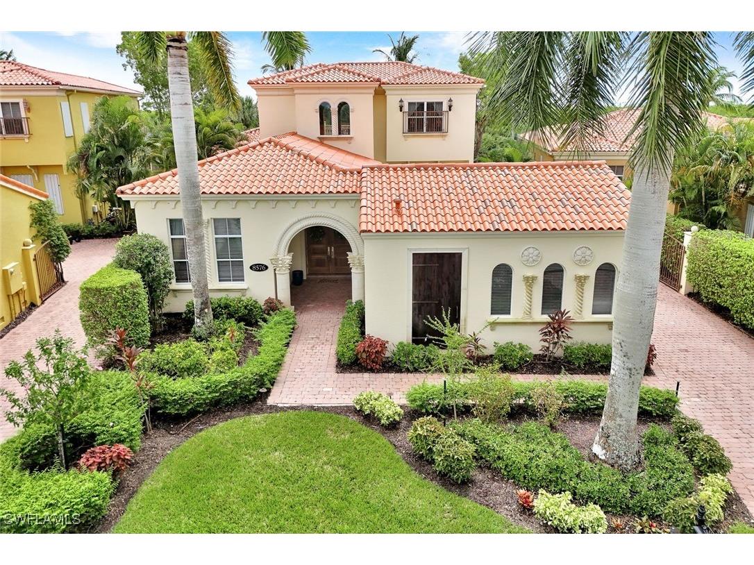 8576 Bellagio Drive Naples FL 34114 224068213 image1
