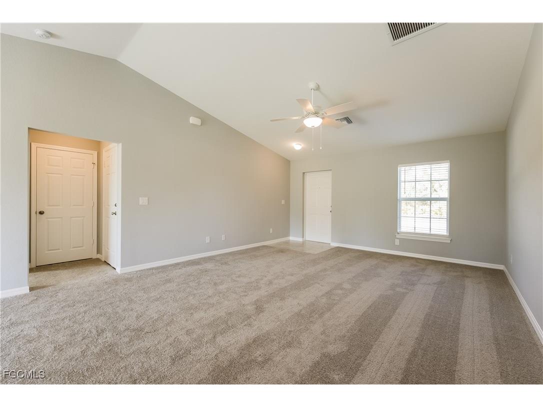 858 Carbon Street E Lehigh Acres FL 33974 2025021928 image5