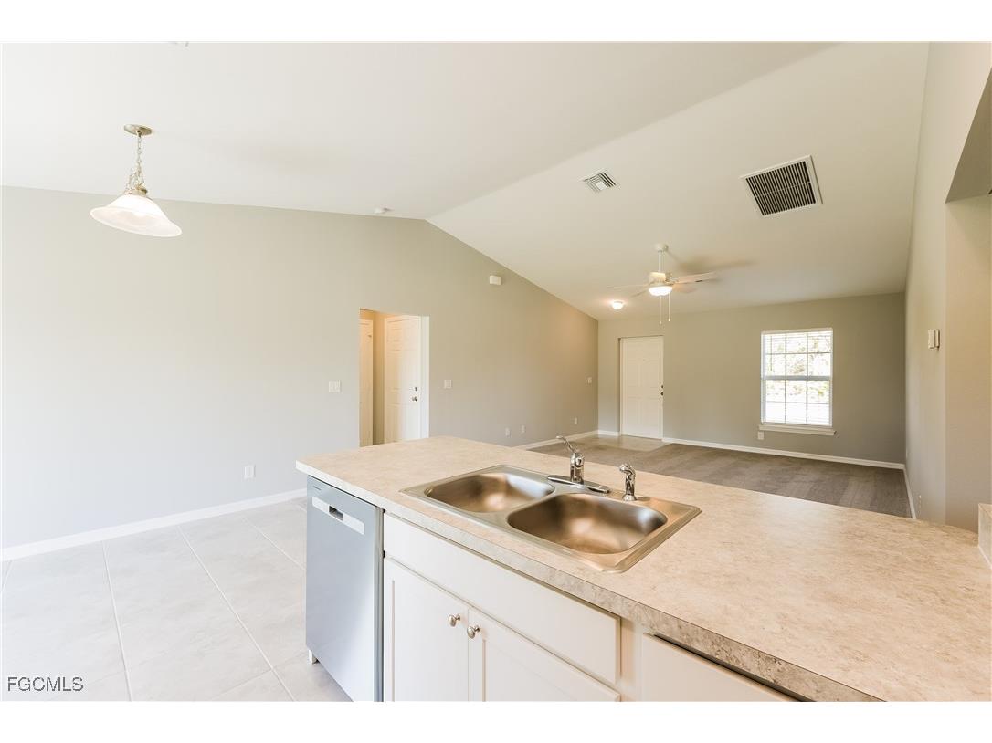 858 Carbon Street E Lehigh Acres FL 33974 2025021928 image7