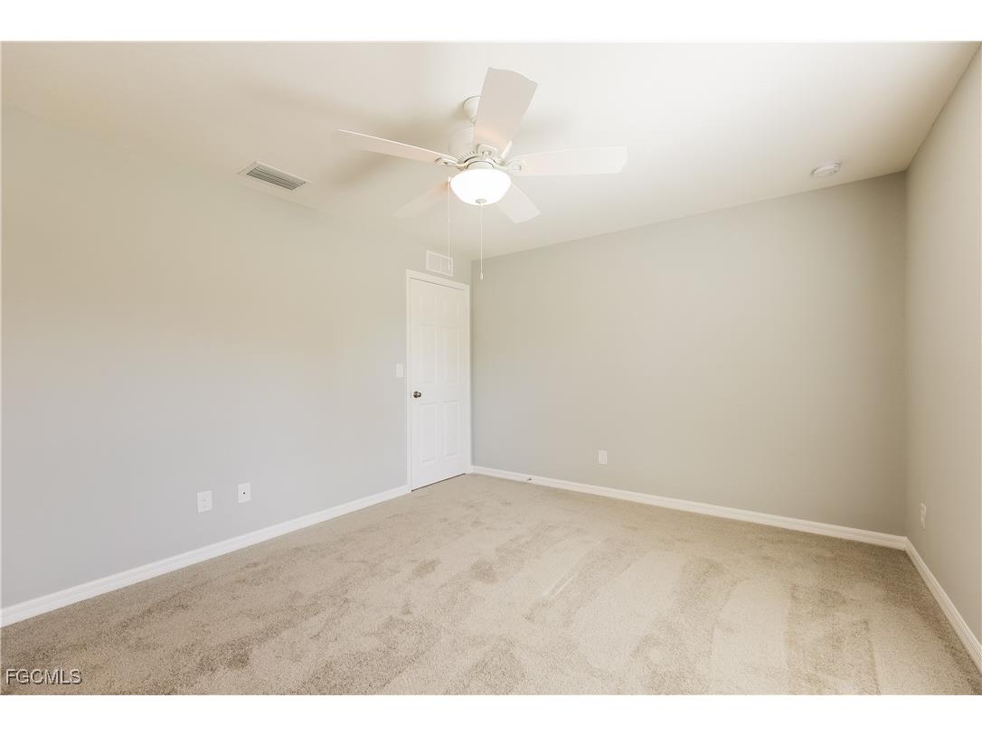 858 Carbon Street E Lehigh Acres FL 33974 2025021928 image9