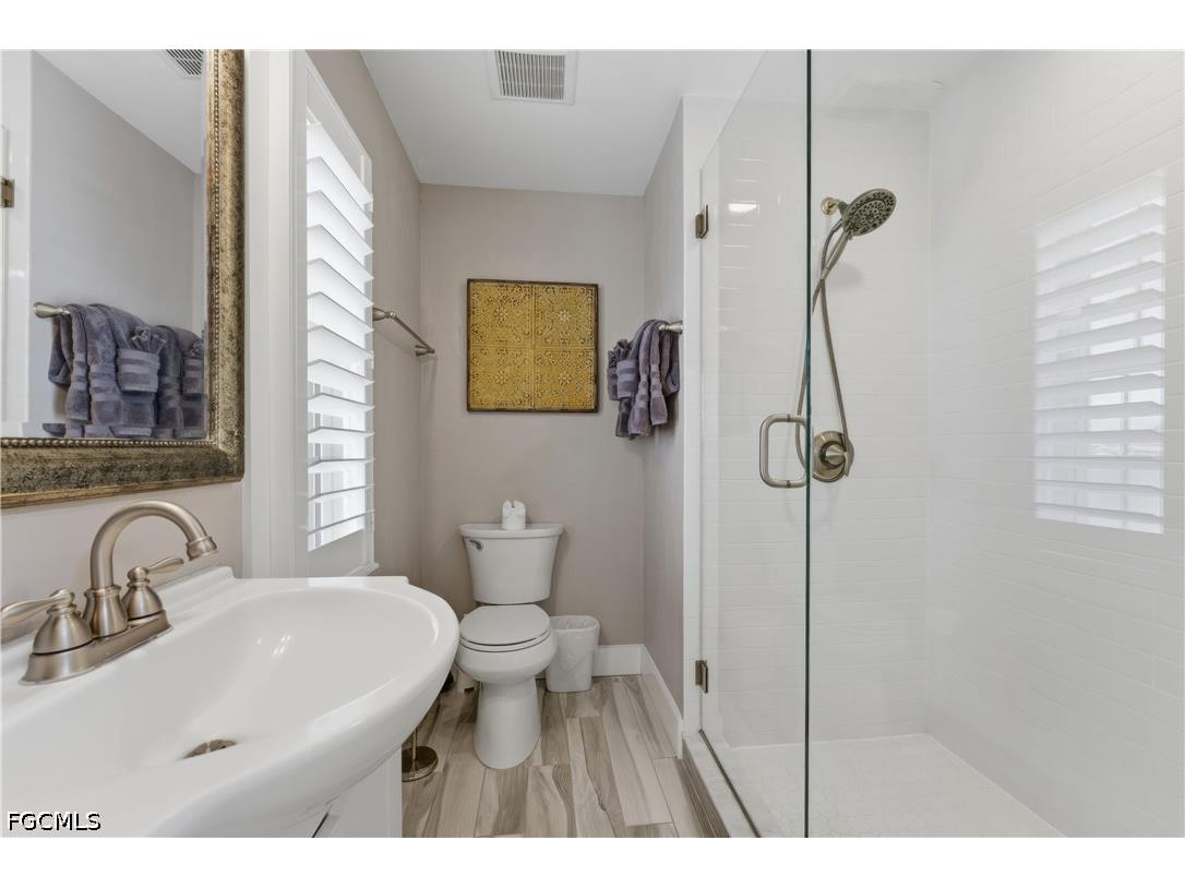 858 SE 1st Terrace Cape Coral FL 33990 2026024480 image27