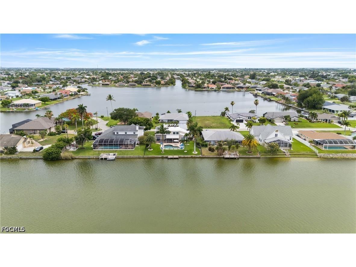 858 SE 1st Terrace Cape Coral FL 33990 2026024480 image3