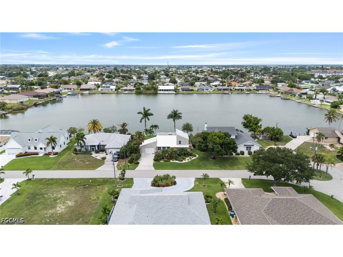 858 SE 1st Terrace Cape Coral FL 33990 2026024480 image45