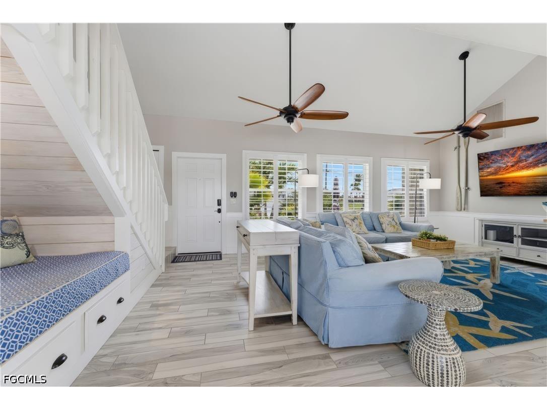858 SE 1st Terrace Cape Coral FL 33990 2026024480 image8