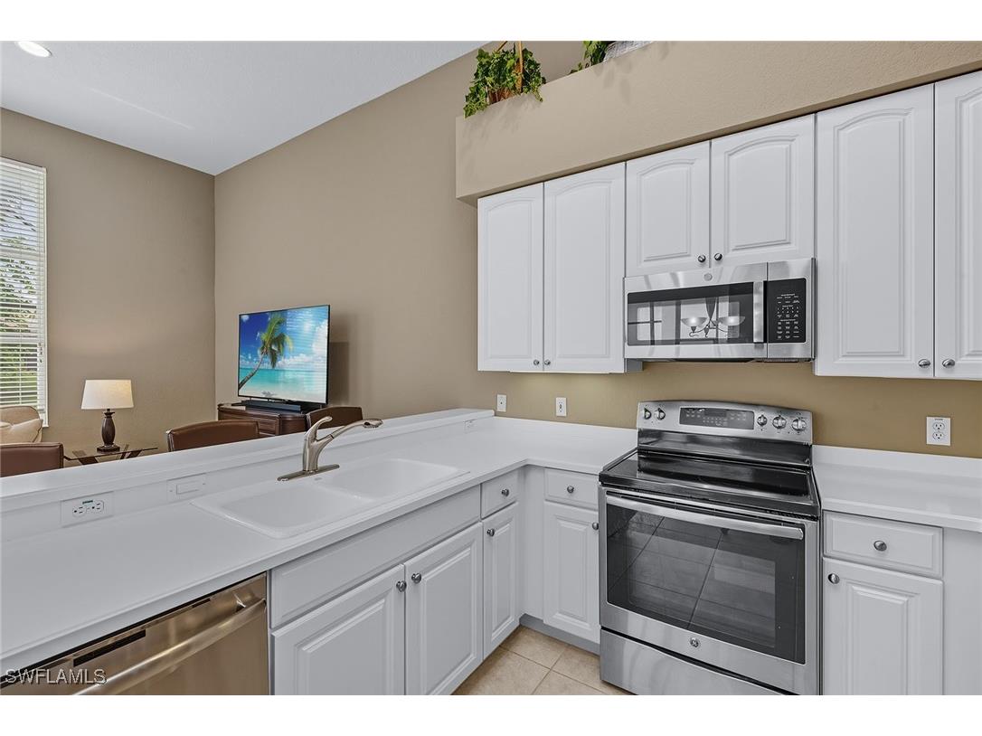 8582 Pepper Tree Way Naples FL 34114 225071200 image11