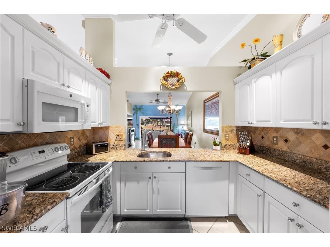 8586 Mustang Drive #25 Naples FL 34113 226006792 image8