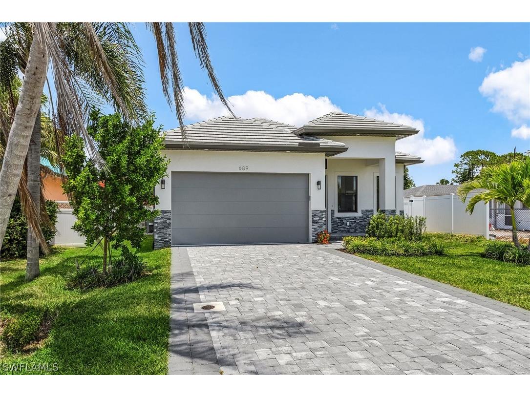 859 108th Avenue N Naples FL 34108 226011400 image2