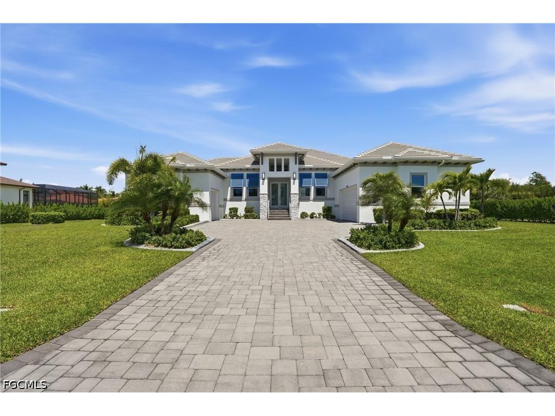 8590 Belle Meade Drive Fort Myers FL 33908 2026016807 image1