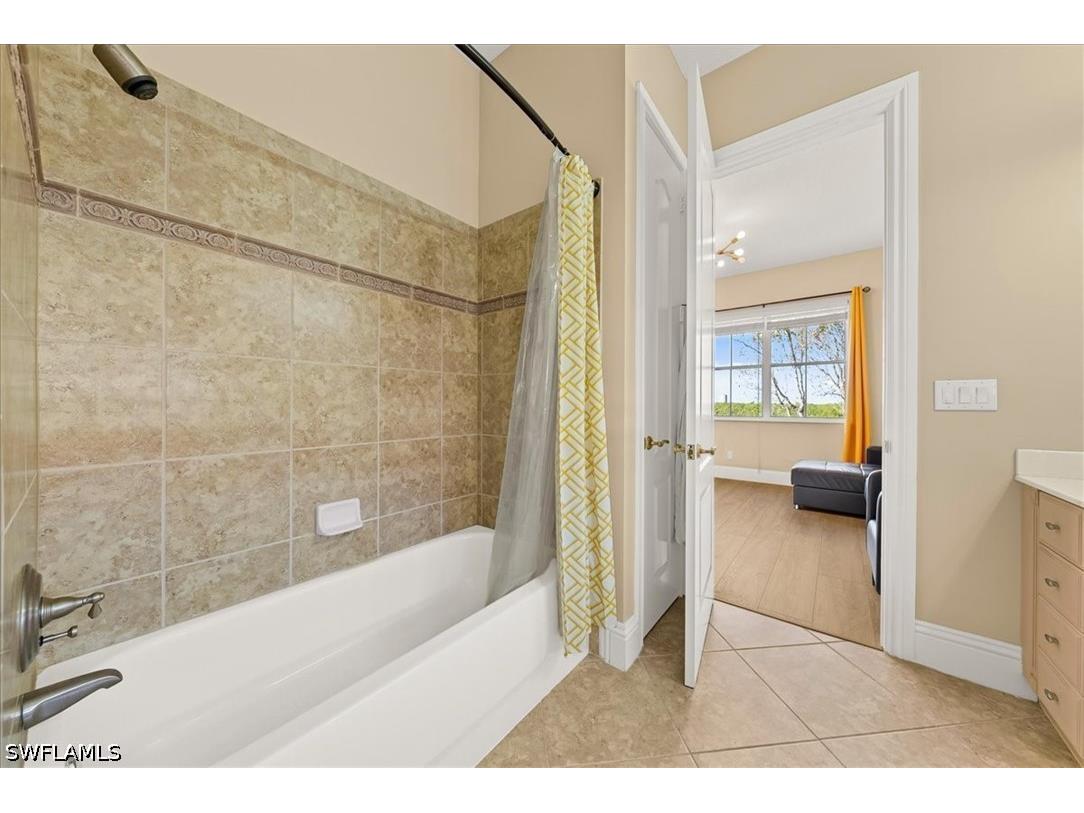 8593 Bellagio Drive Naples FL 34114 226015556 image31