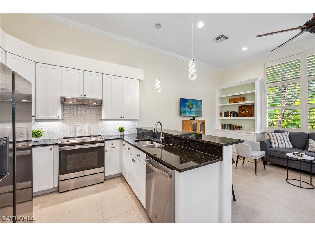 8599 Pepper Tree Way Naples FL 34114 226006574 image2