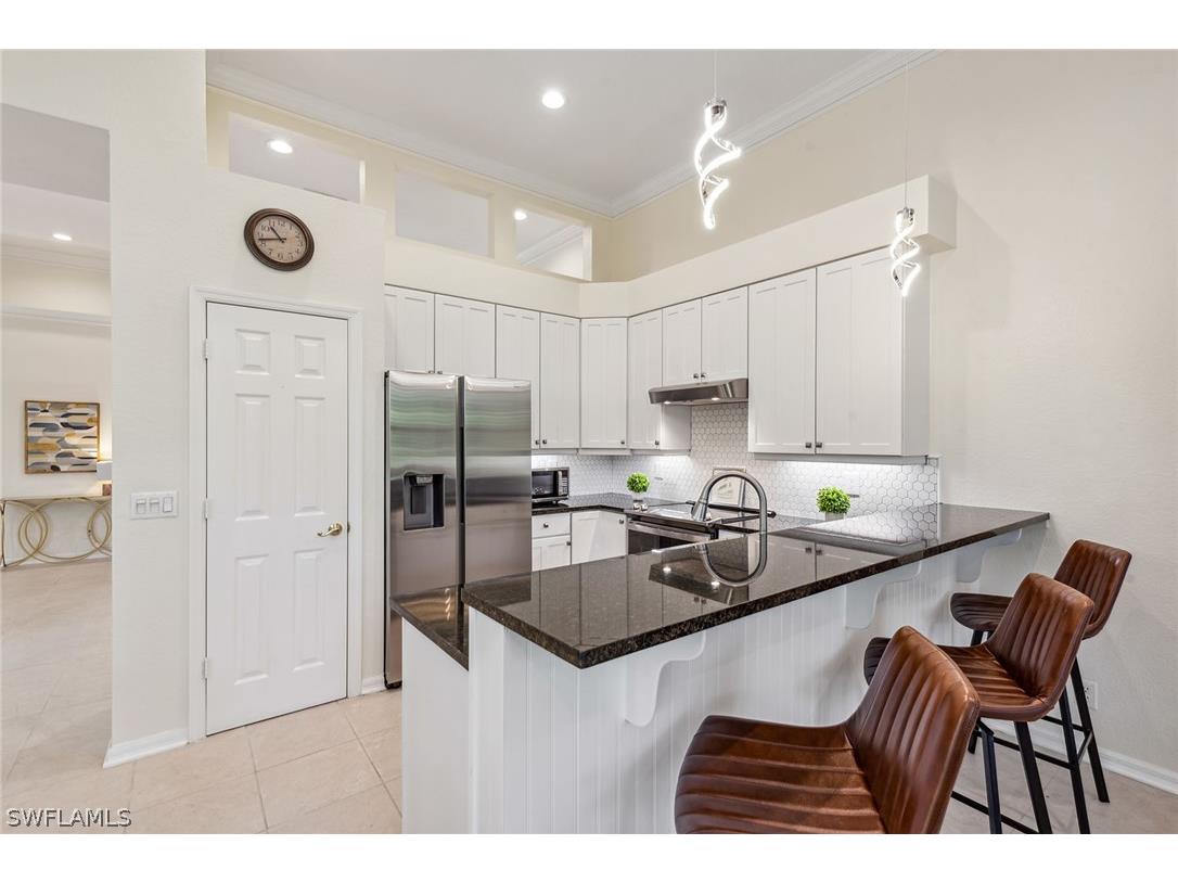 8599 Pepper Tree Way Naples FL 34114 226006574 image5