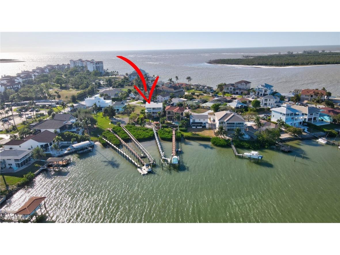 86 Dolphin Circle Naples FL 34113 224095204 image1