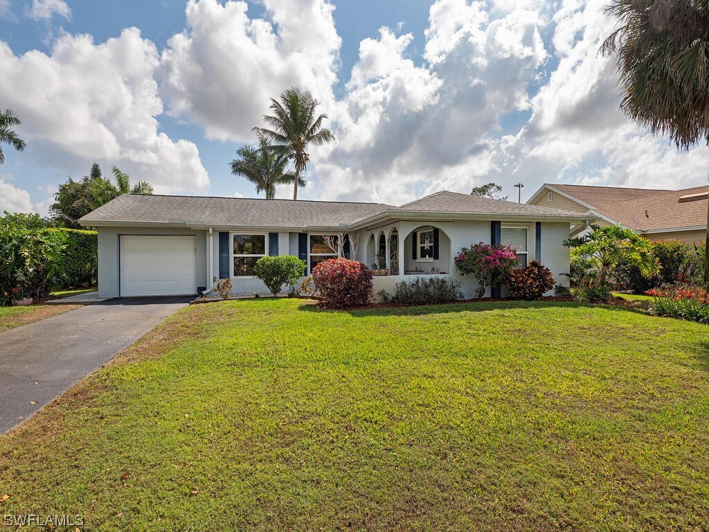 86 Valley Stream Lane Naples FL 34113 223022264 image1