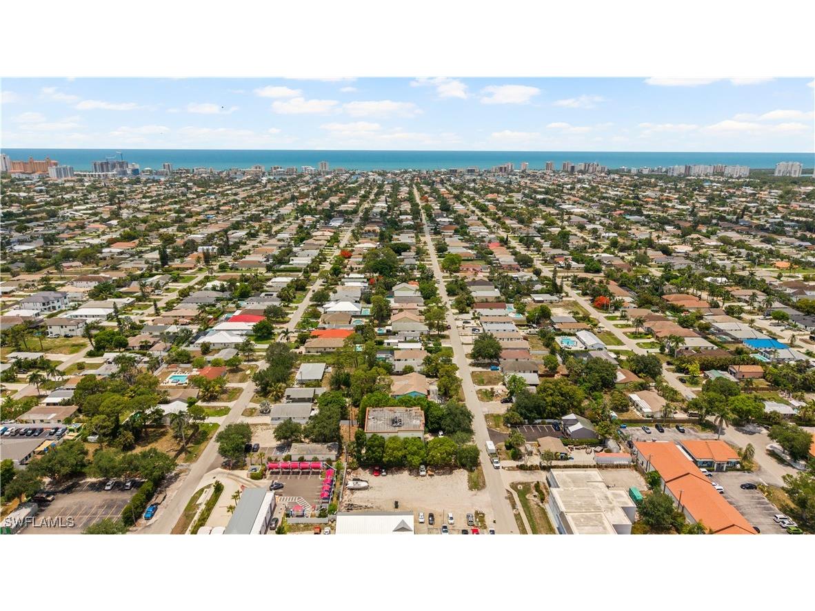 860 102nd Avenue N Naples FL 34108 225050829 image10