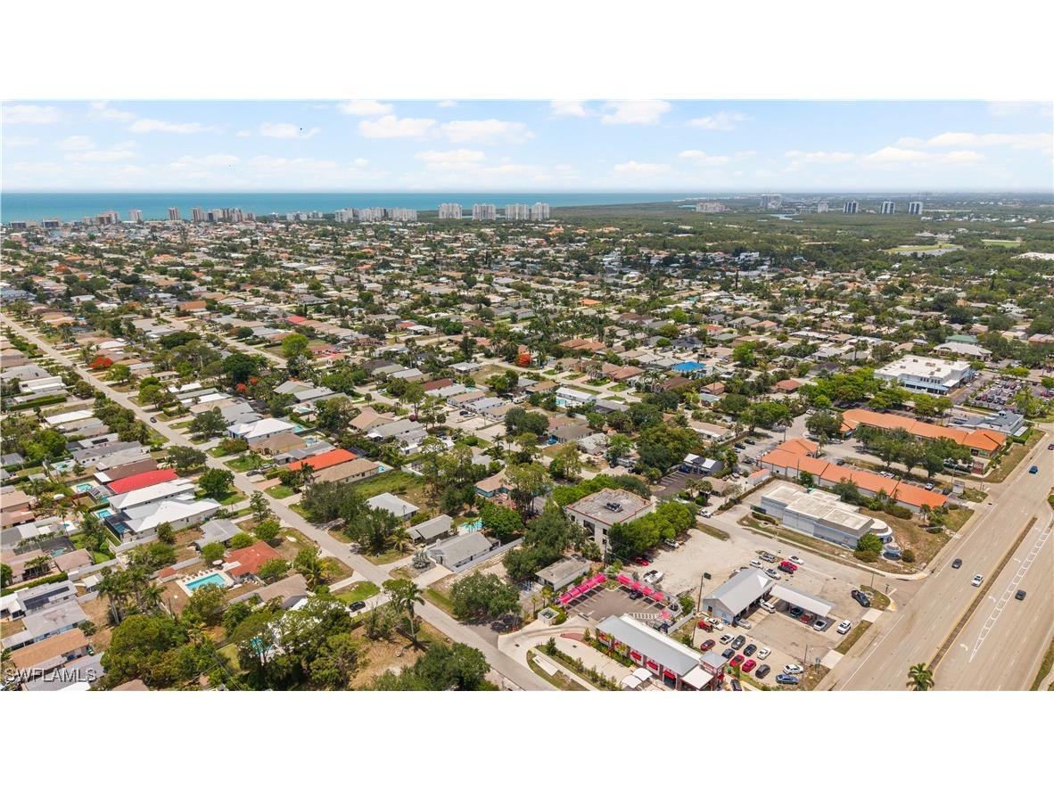 860 102nd Avenue N Naples FL 34108 225050829 image11