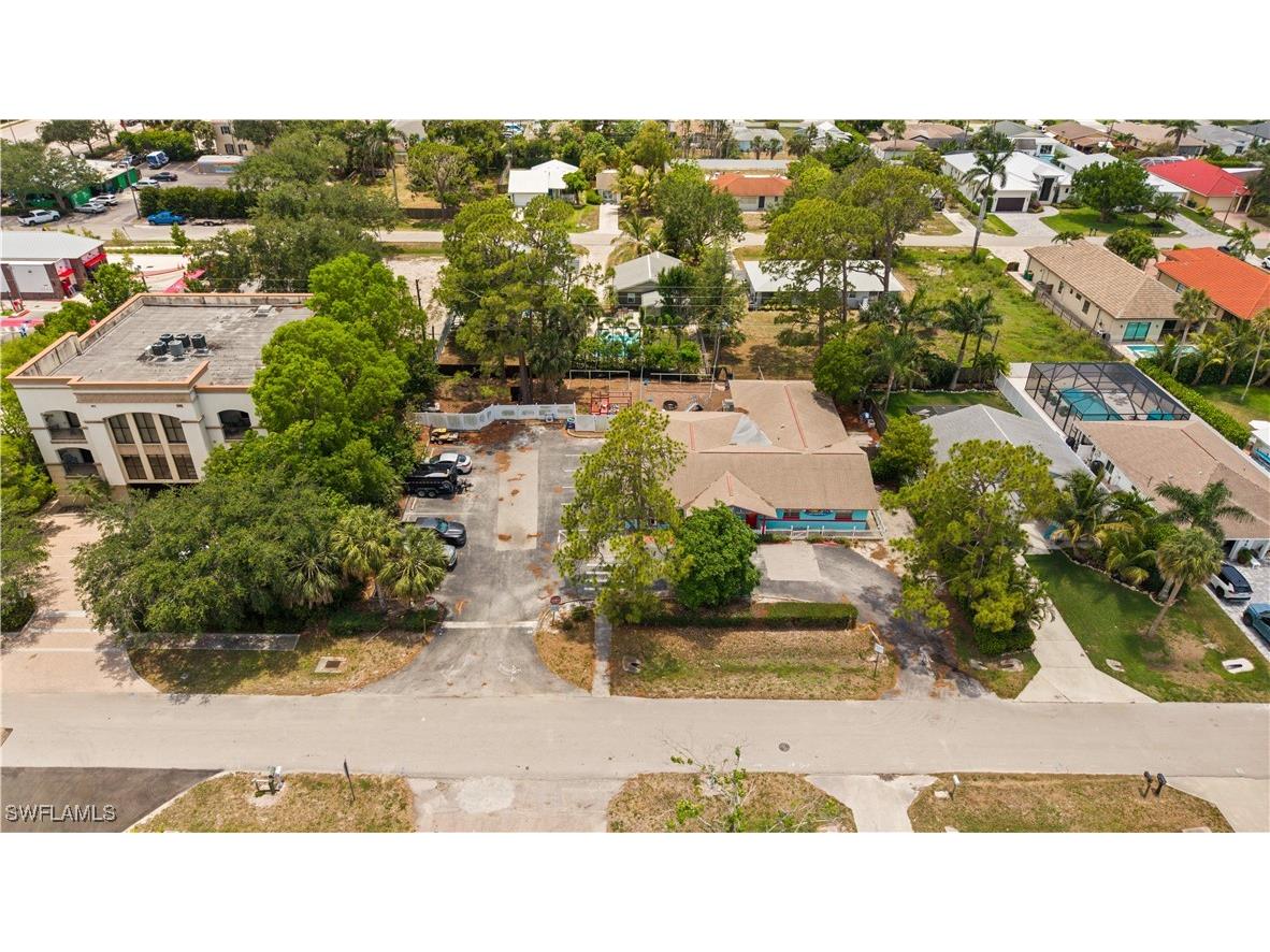 860 102nd Avenue N Naples FL 34108 225050829 image4