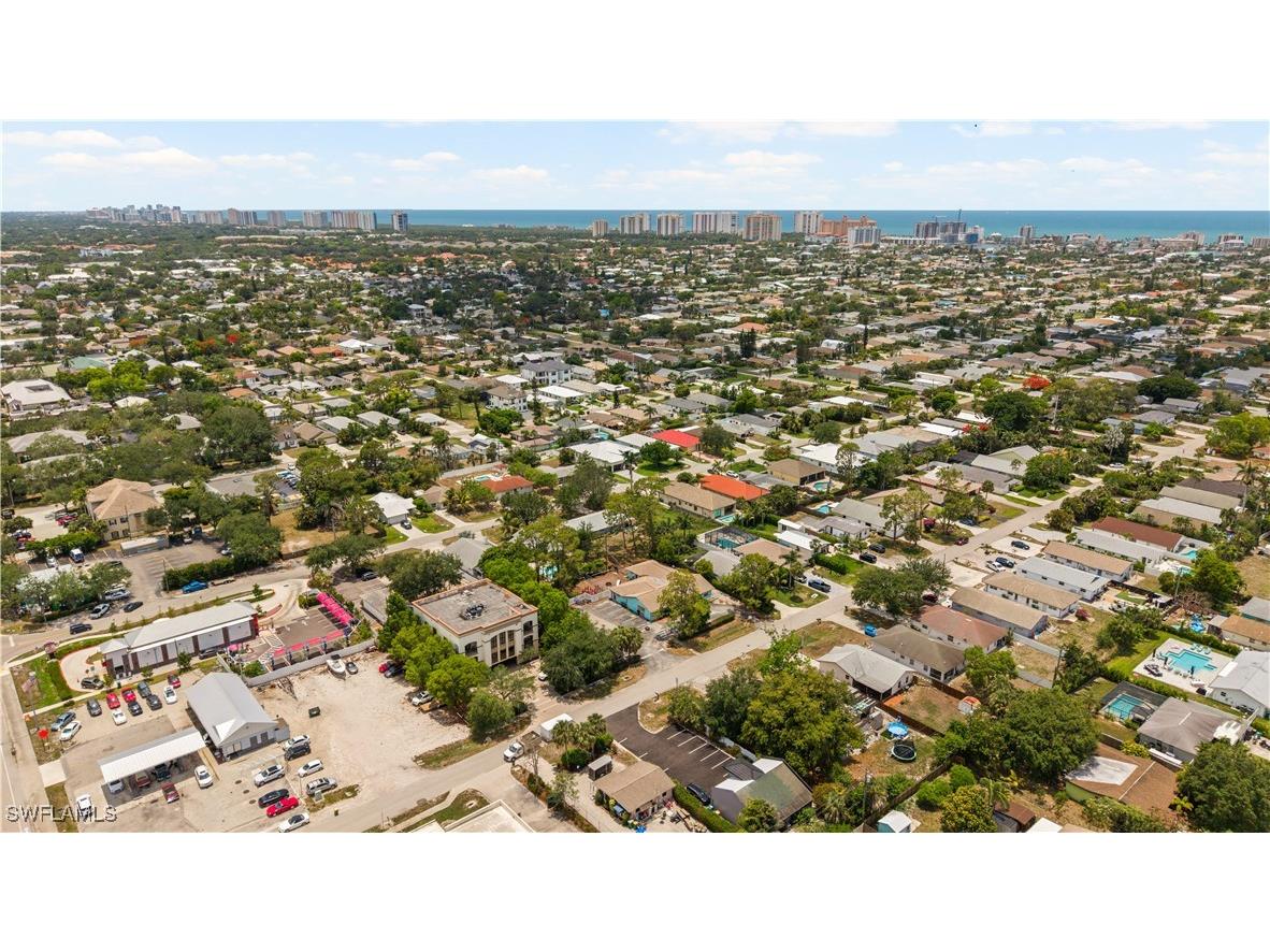 860 102nd Avenue N Naples FL 34108 225050829 image9