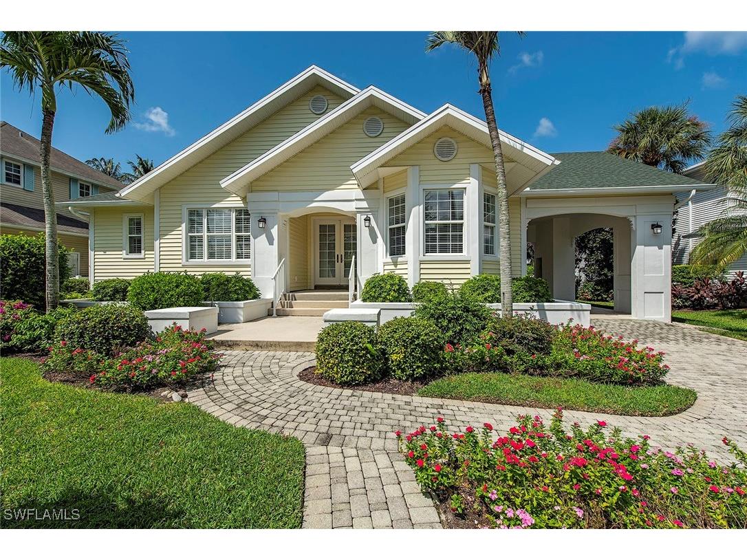 860 7th Street S Naples FL 34102 225066930 image1