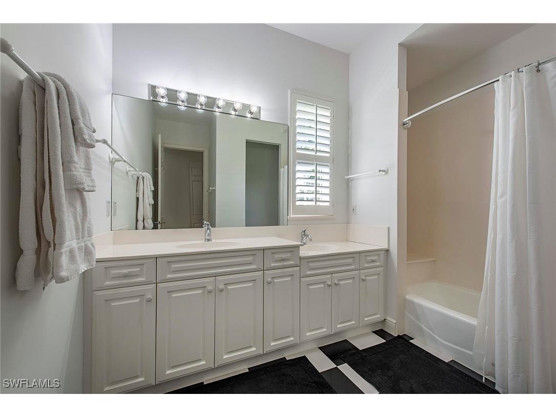 860 7th Street S Naples FL 34102 225066930 image11