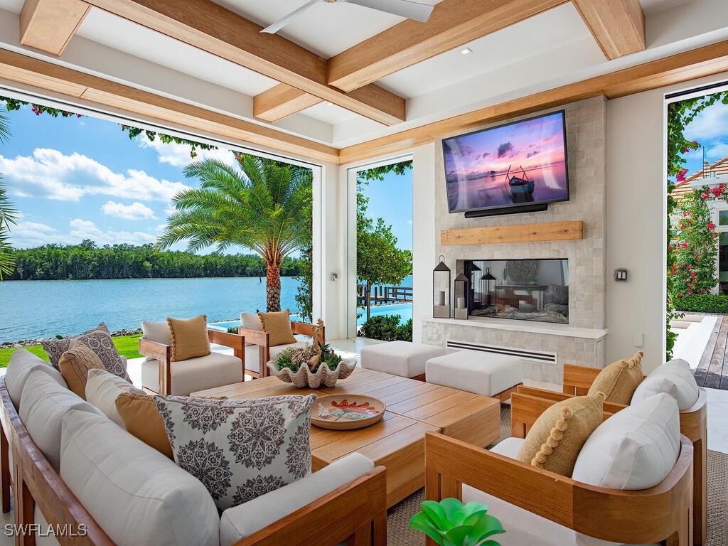 860 Admiralty Parade E Naples FL 34102 225079682 image4