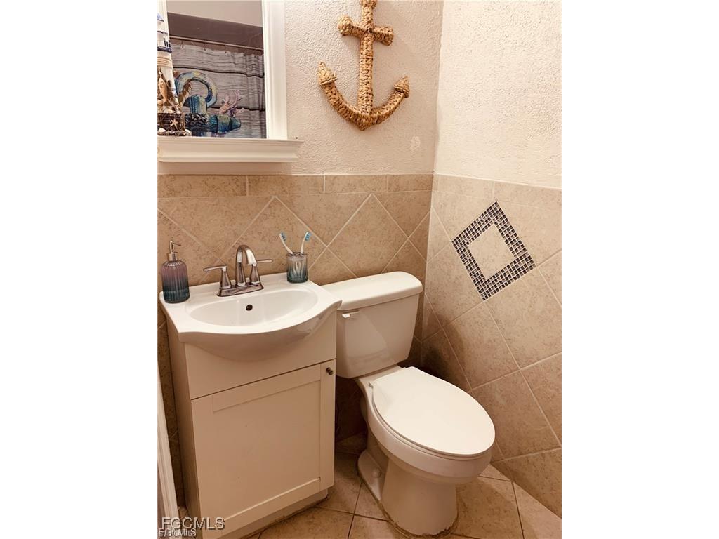 860 Camellia Drive North Fort Myers FL 33903 2025015933 image15