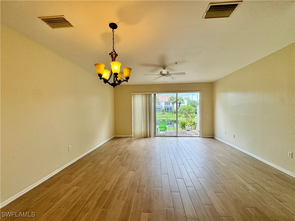 860 Hampton Circle #165 Naples FL 34105 225064640 image4