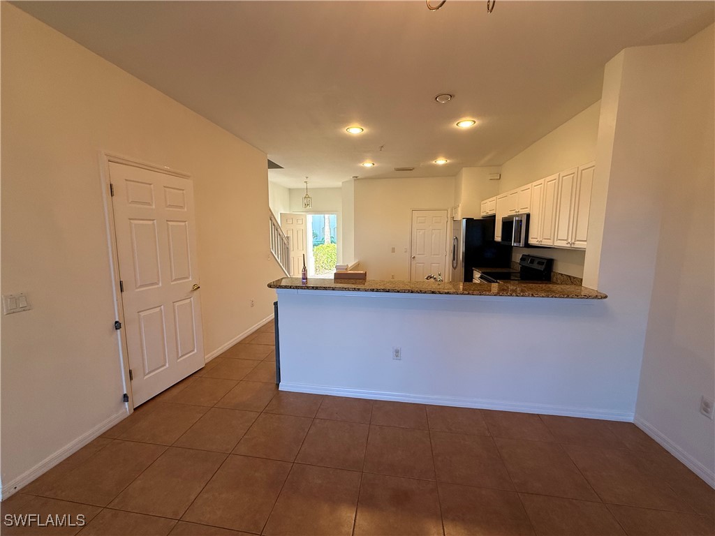 860 Hampton Circle #165 Naples FL 34105 225064640 image42