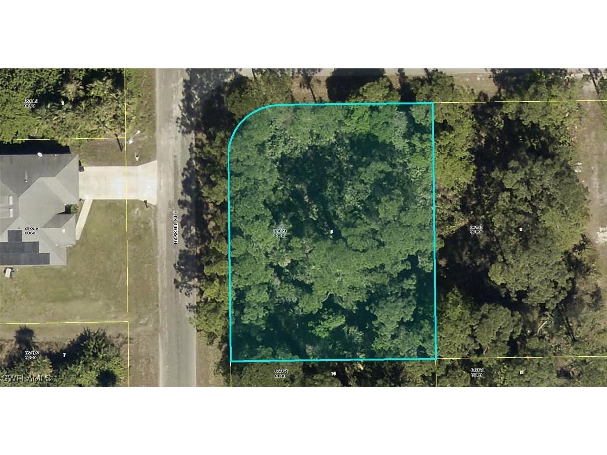 860 Kildare Street E Lehigh Acres FL 33974 225022941 image1