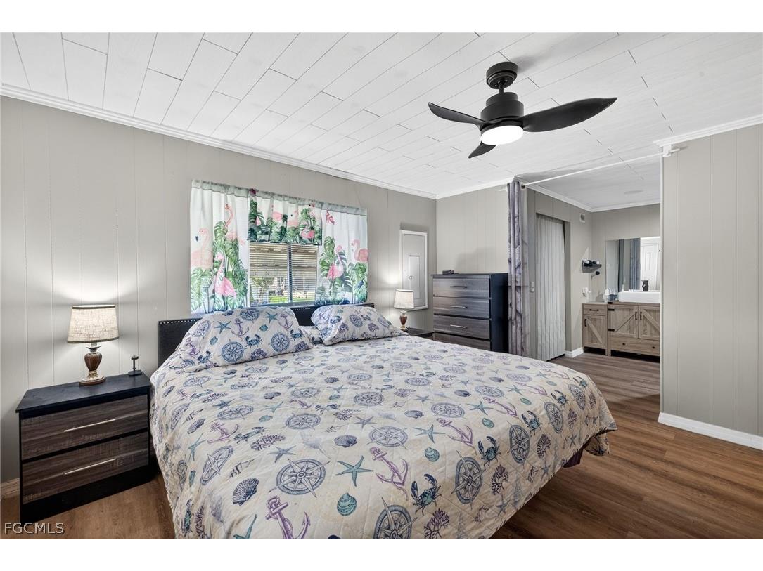 860 Moonlight Drive North Fort Myers FL 33917 2026013595 image12