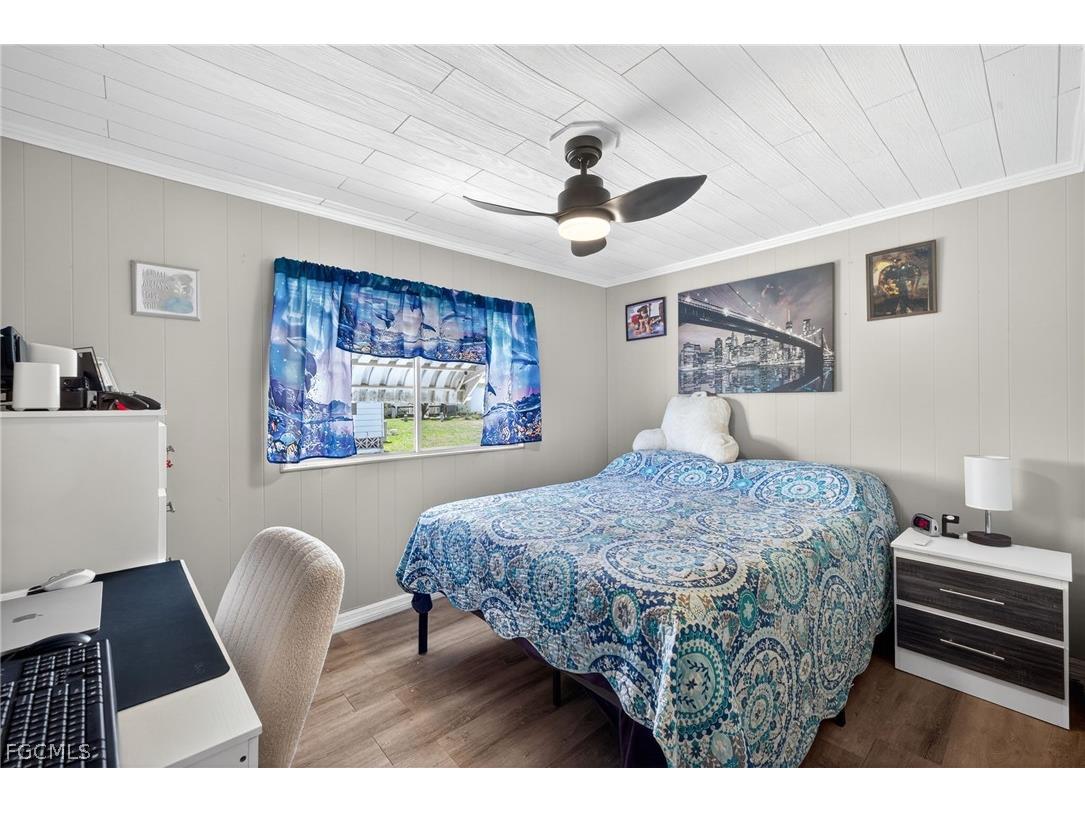 860 Moonlight Drive North Fort Myers FL 33917 2026013595 image15