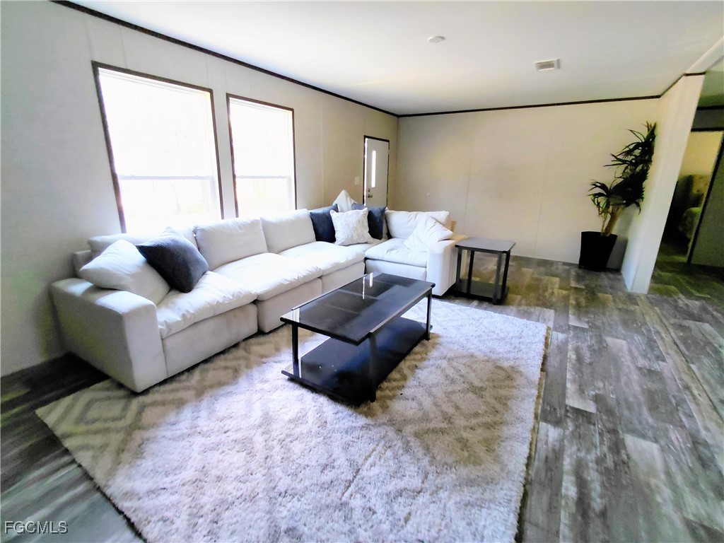 860 N Live Oak Street Clewiston FL 33440 2025017703 image5