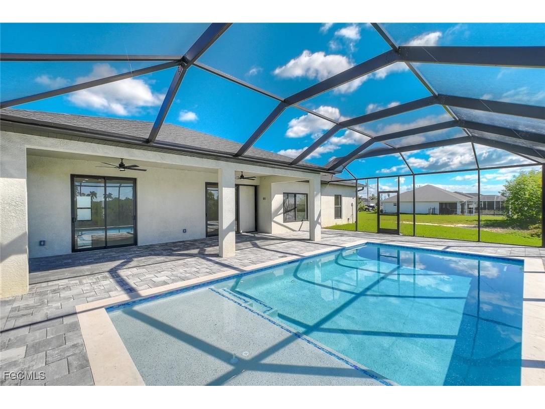 860 NE 6th Avenue Cape Coral FL 33909 2025017009 image11