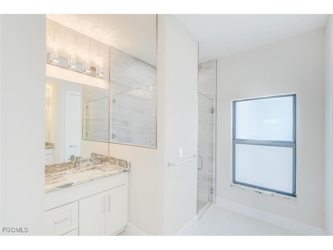 860 NE 6th Avenue Cape Coral FL 33909 2025017009 image23