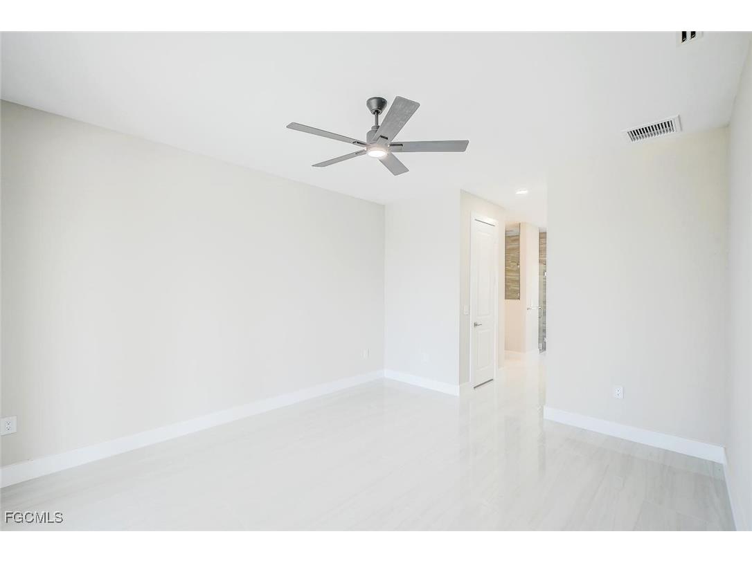 860 NE 6th Avenue Cape Coral FL 33909 2025017009 image24