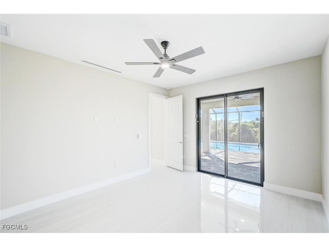 860 NE 6th Avenue Cape Coral FL 33909 2025017009 image32