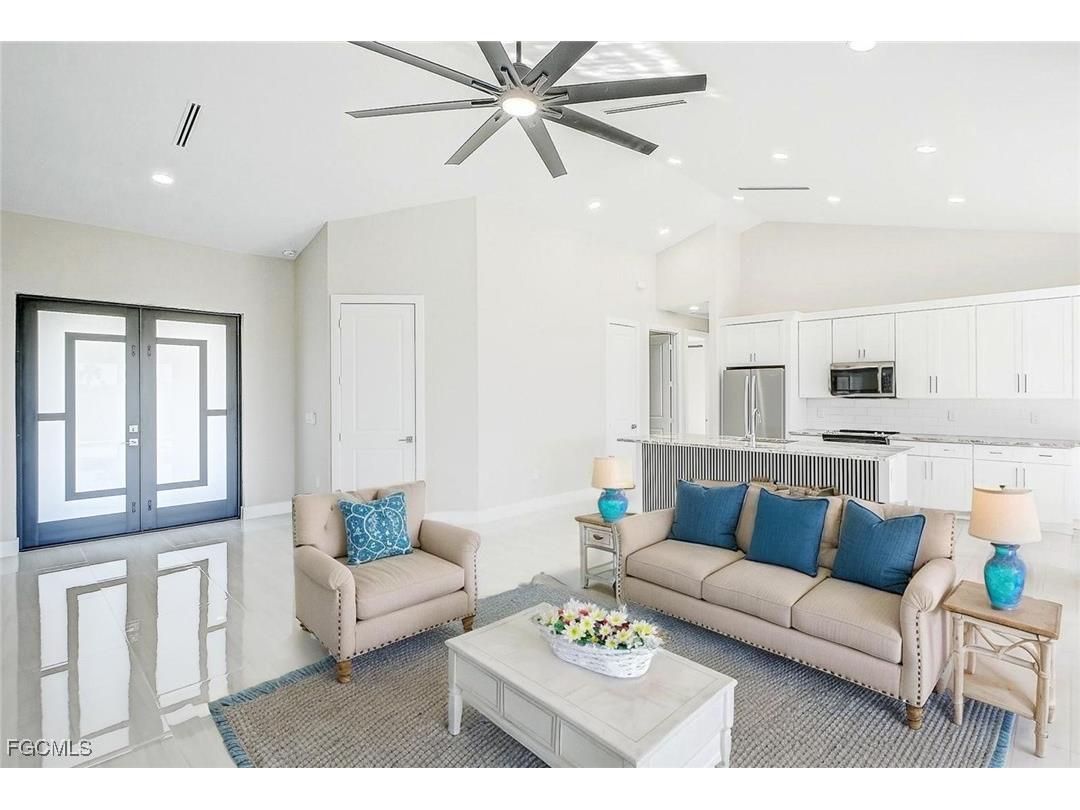 860 NE 6th Avenue Cape Coral FL 33909 2025017009 image44