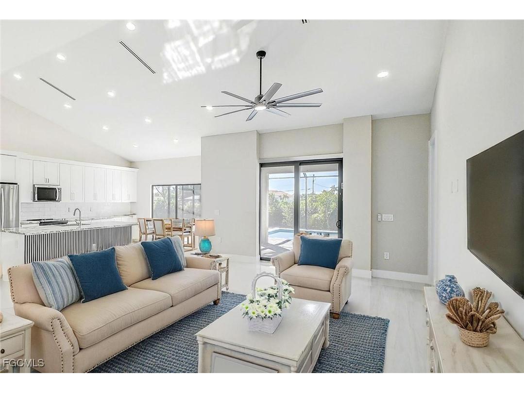 860 NE 6th Avenue Cape Coral FL 33909 2025017009 image45