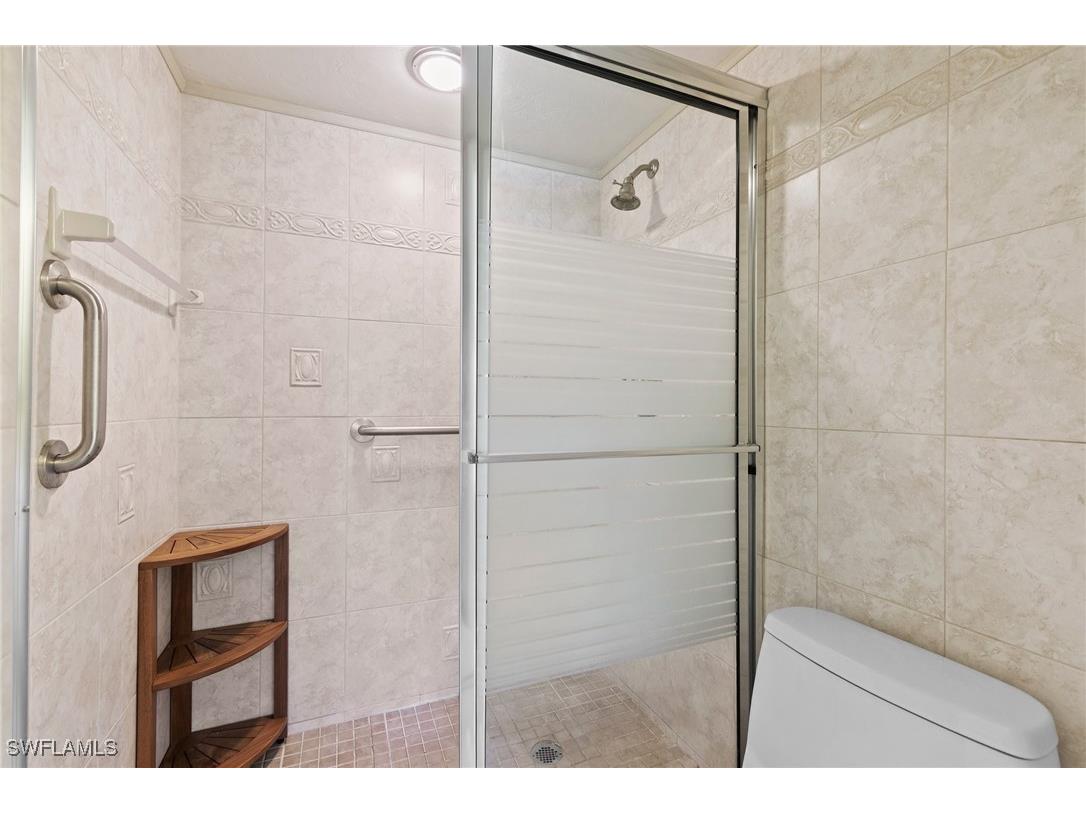 860 Panama Court #103 Marco Island FL 34145 226003642 image18