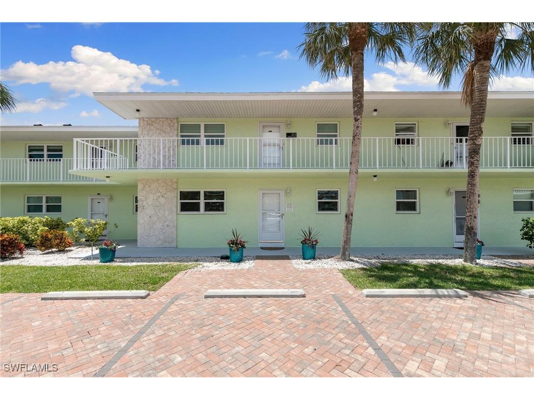 860 Panama Court #103 Marco Island FL 34145 226003642 image32