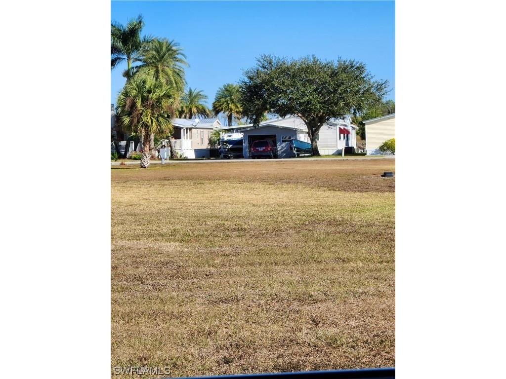 860 Yacht Club Way Moore Haven FL 33471 223020630 image1