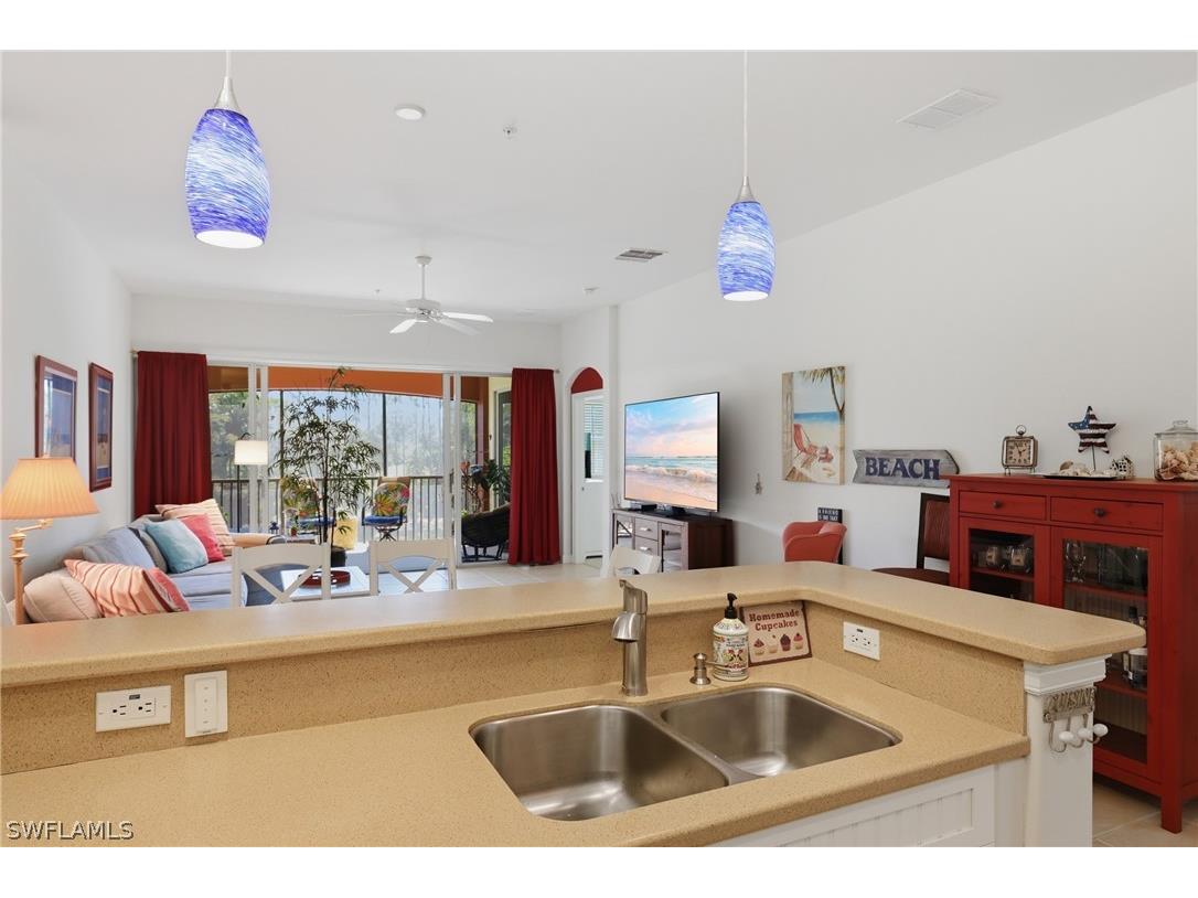 8601 Piazza Del Lago Circle #203 Estero FL 33928 226012418 image14