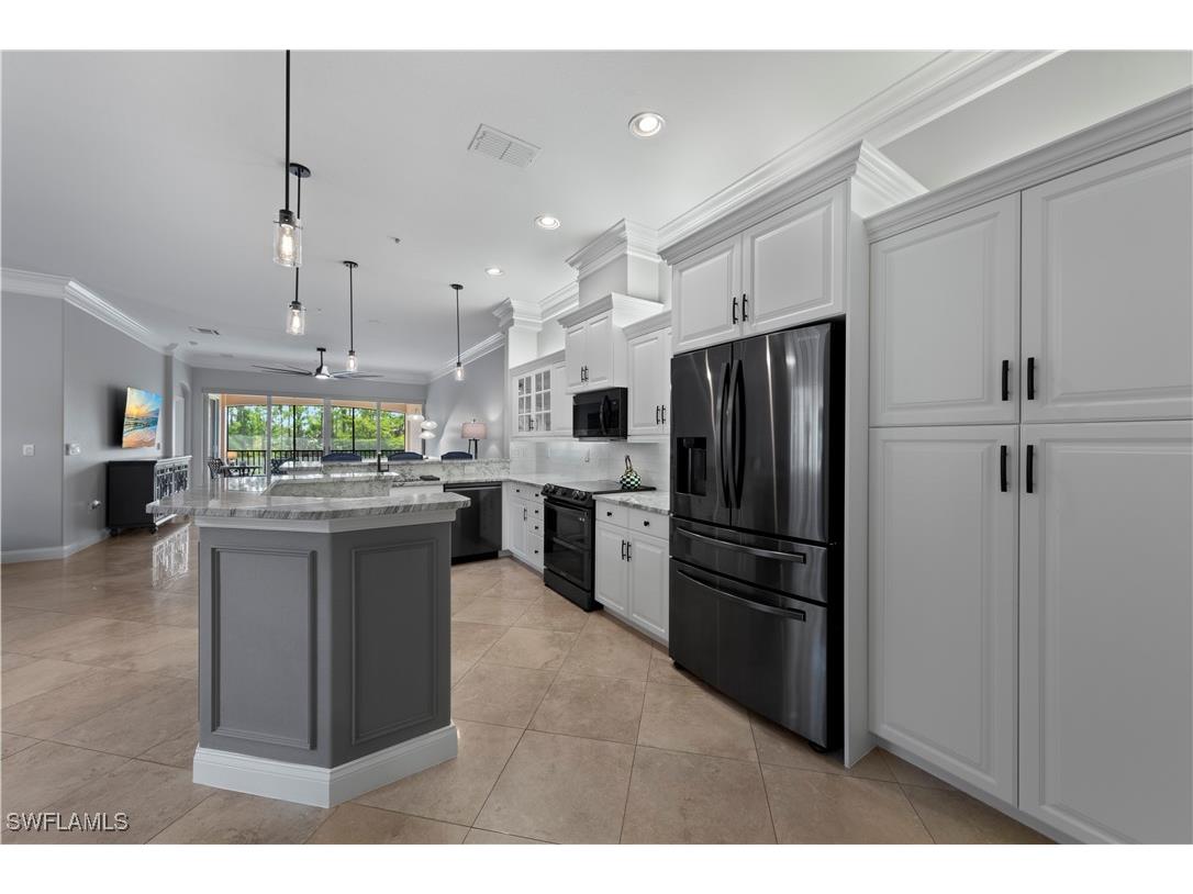 8601 Piazza Del Lago Circle #204 Estero FL 33928 224068648 image1