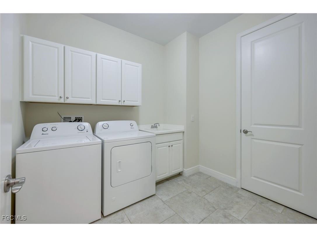 8602 Big Mangrove Drive Fort Myers FL 33908 2025012478 image21