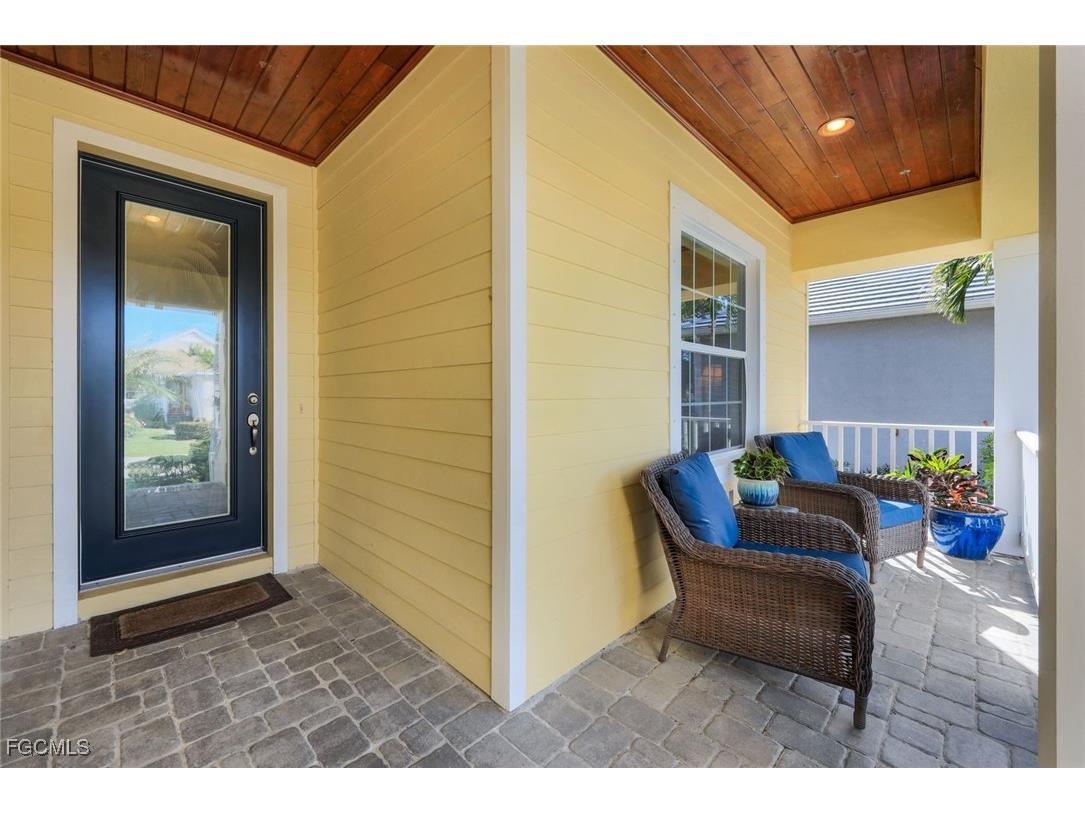 8602 Big Mangrove Drive Fort Myers FL 33908 2025012478 image4