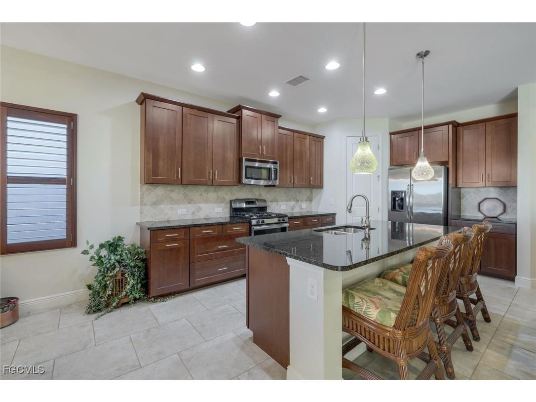 8602 Big Mangrove Drive Fort Myers FL 33908 2025012478 image6