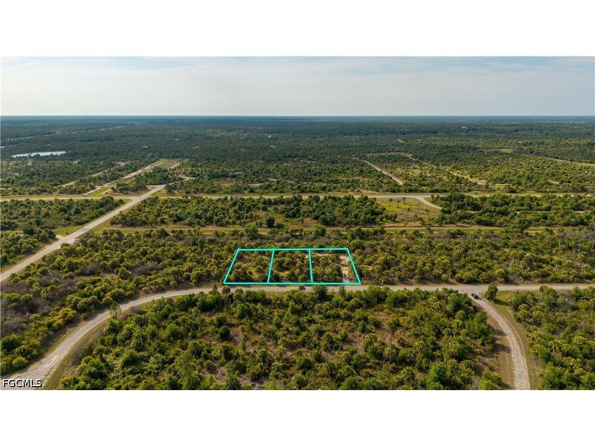8606 Fireglow Circle North Port FL 34288 2026022435 image1