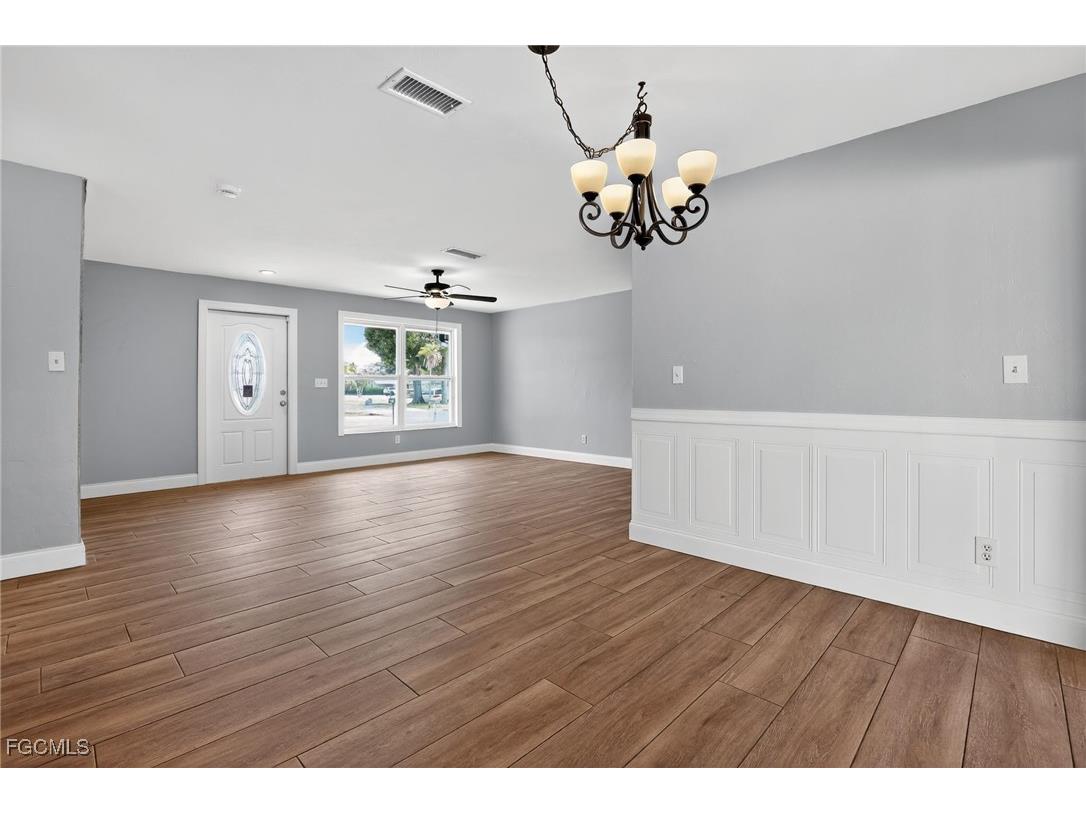 8607 Chatham Street Fort Myers FL 33907 2025022324 image20