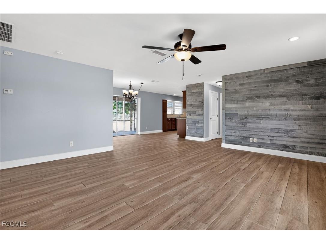 8607 Chatham Street Fort Myers FL 33907 2025022324 image21