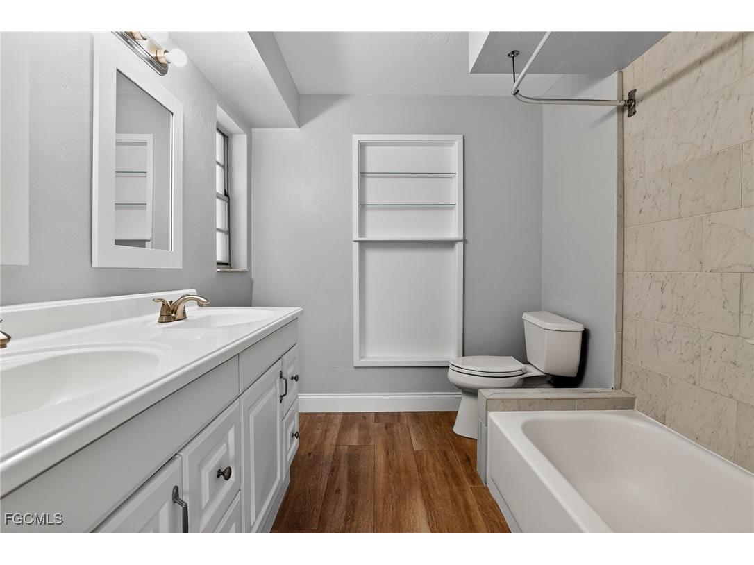 8607 Chatham Street Fort Myers FL 33907 2025022324 image22